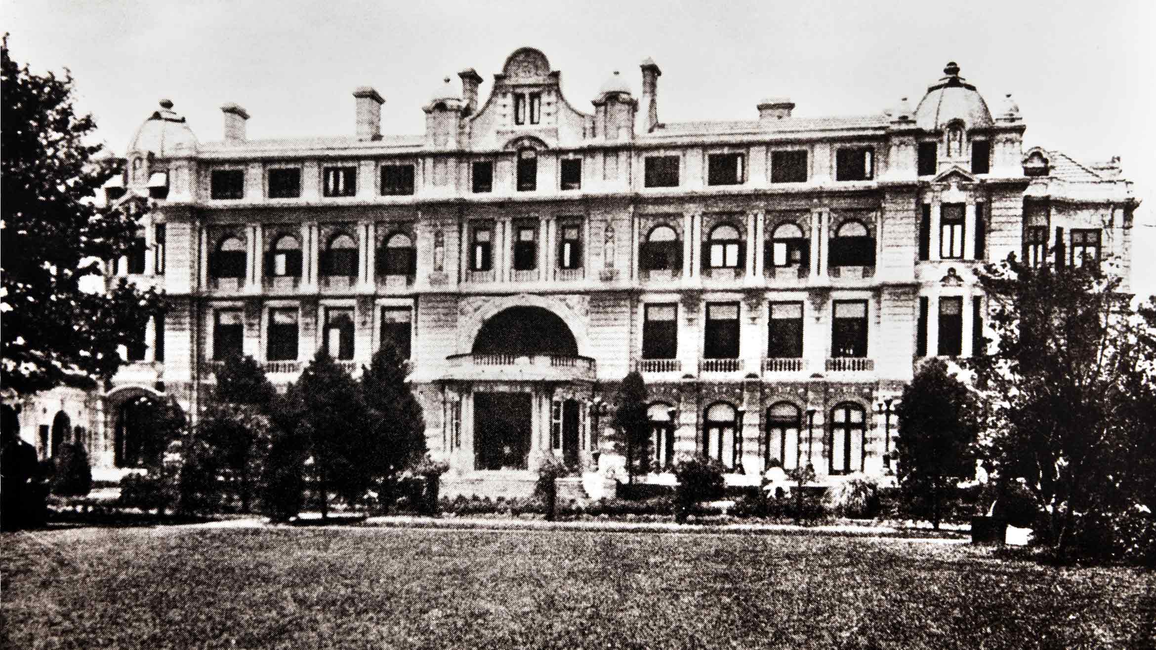 Majestic Hotel , Shanghai, 1922