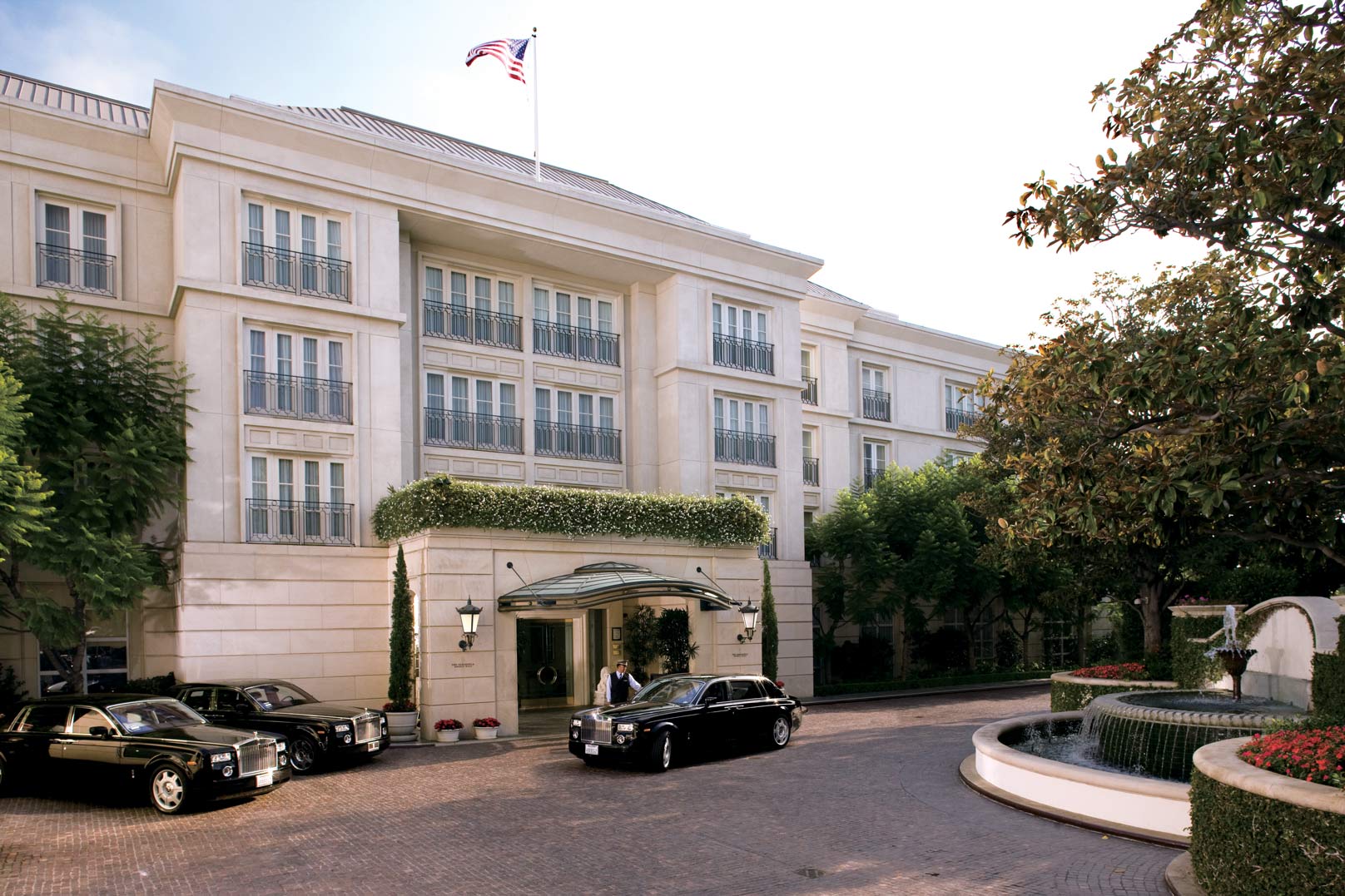 The Peninsula Beverly Hills Entrance