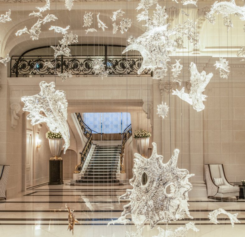 Our-Business_Hotels_Peninsula-Paris_KV_mobile