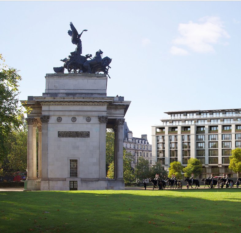 Our-Business_Residence_London_KV_mobile