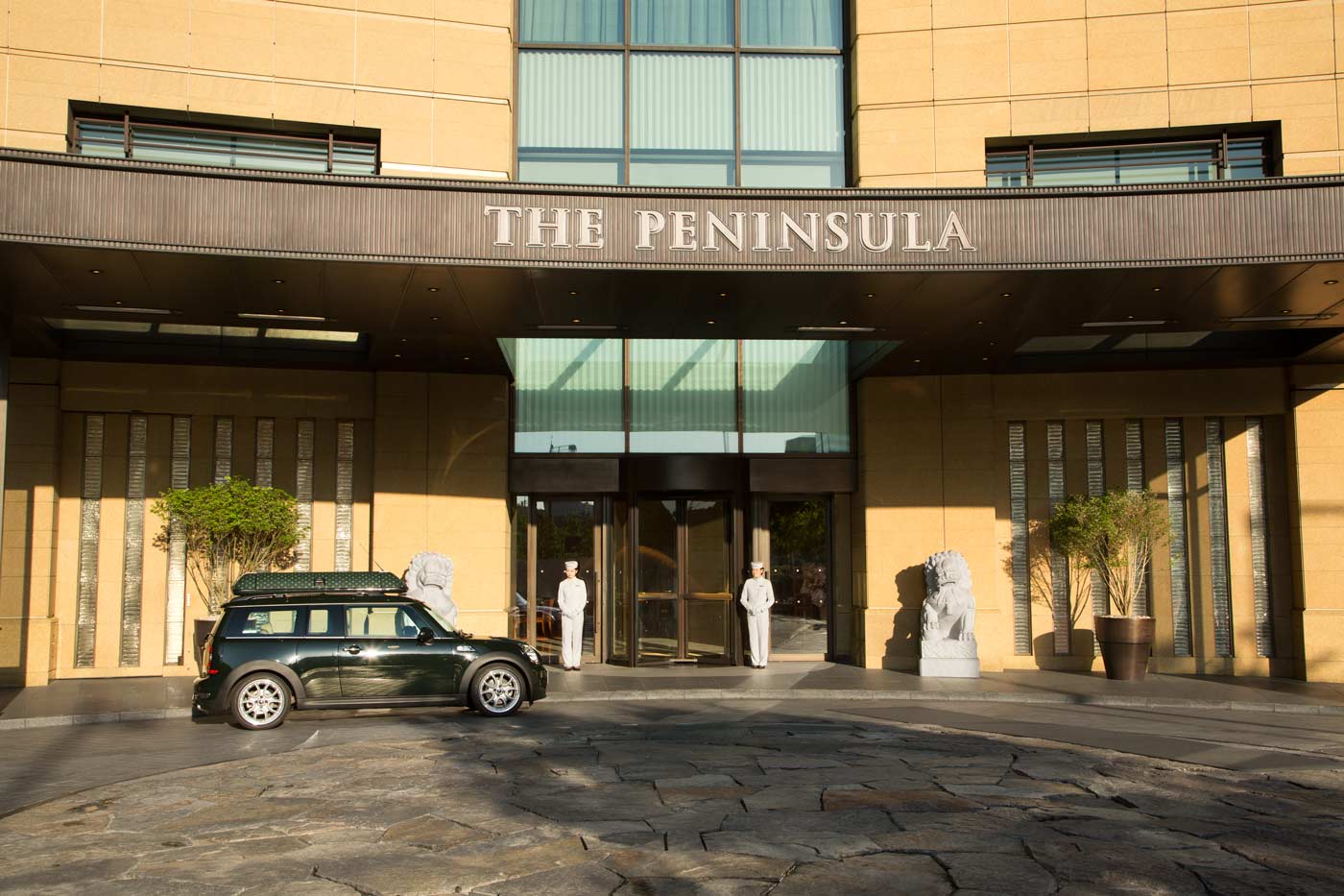 The Peninsula Tokyo Entrance